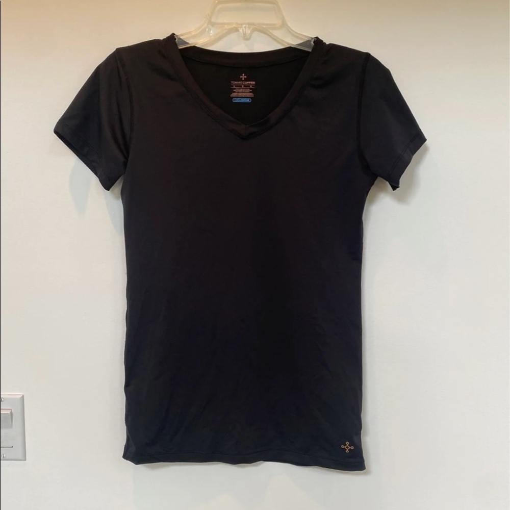 Tommy copper L nwot v neck tee Shirt